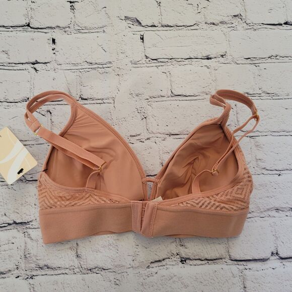 Lively Bra Shell Pink Size Small 41265 - Picture 3 of 5